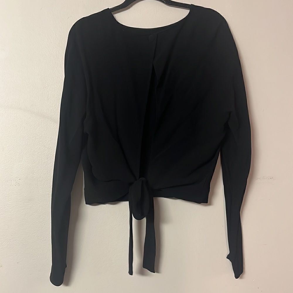 Aritzia Wilfred Laon Blouse Tie-Back Long Sleeve Top Black Size Medium